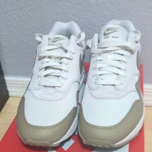 Nike Air Max White and Brown Sneakers